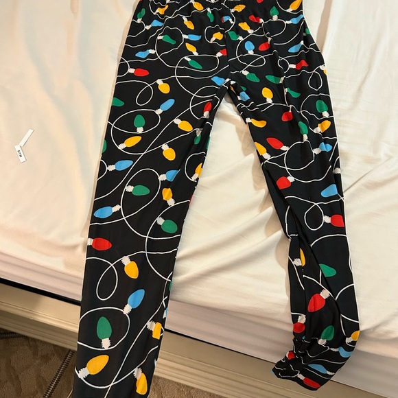 Festive Leggings - Picture 2 of 2